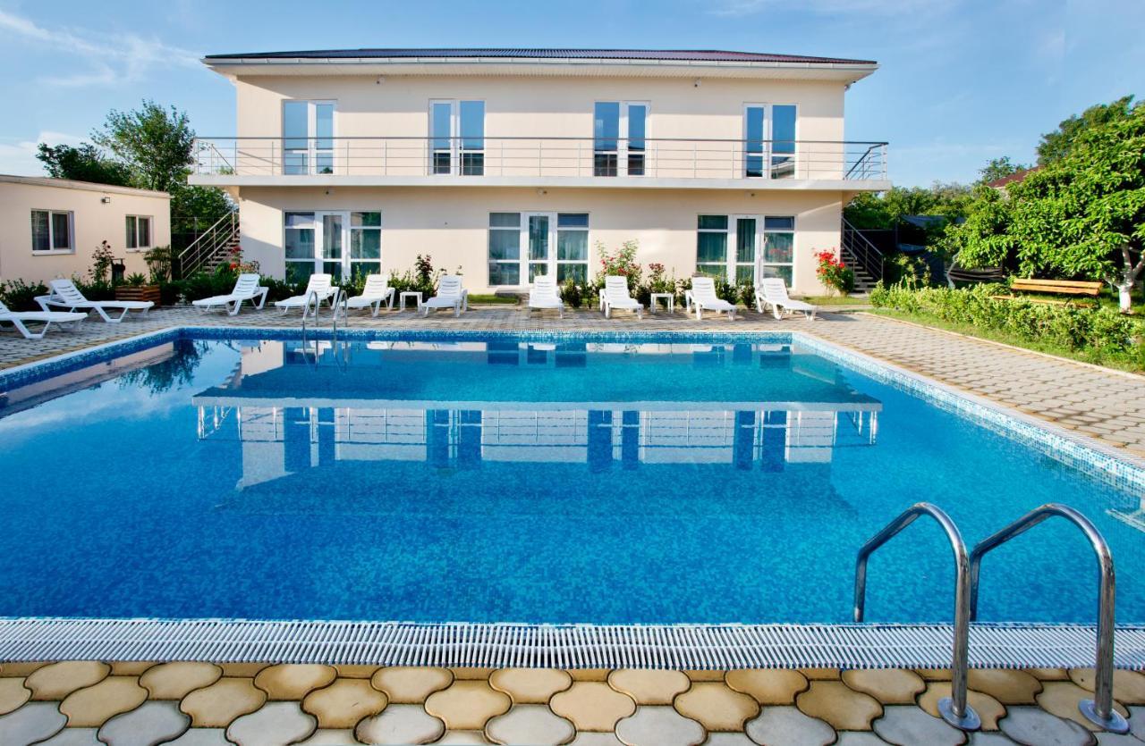 Family Resort Bambora Goudaouta Extérieur photo